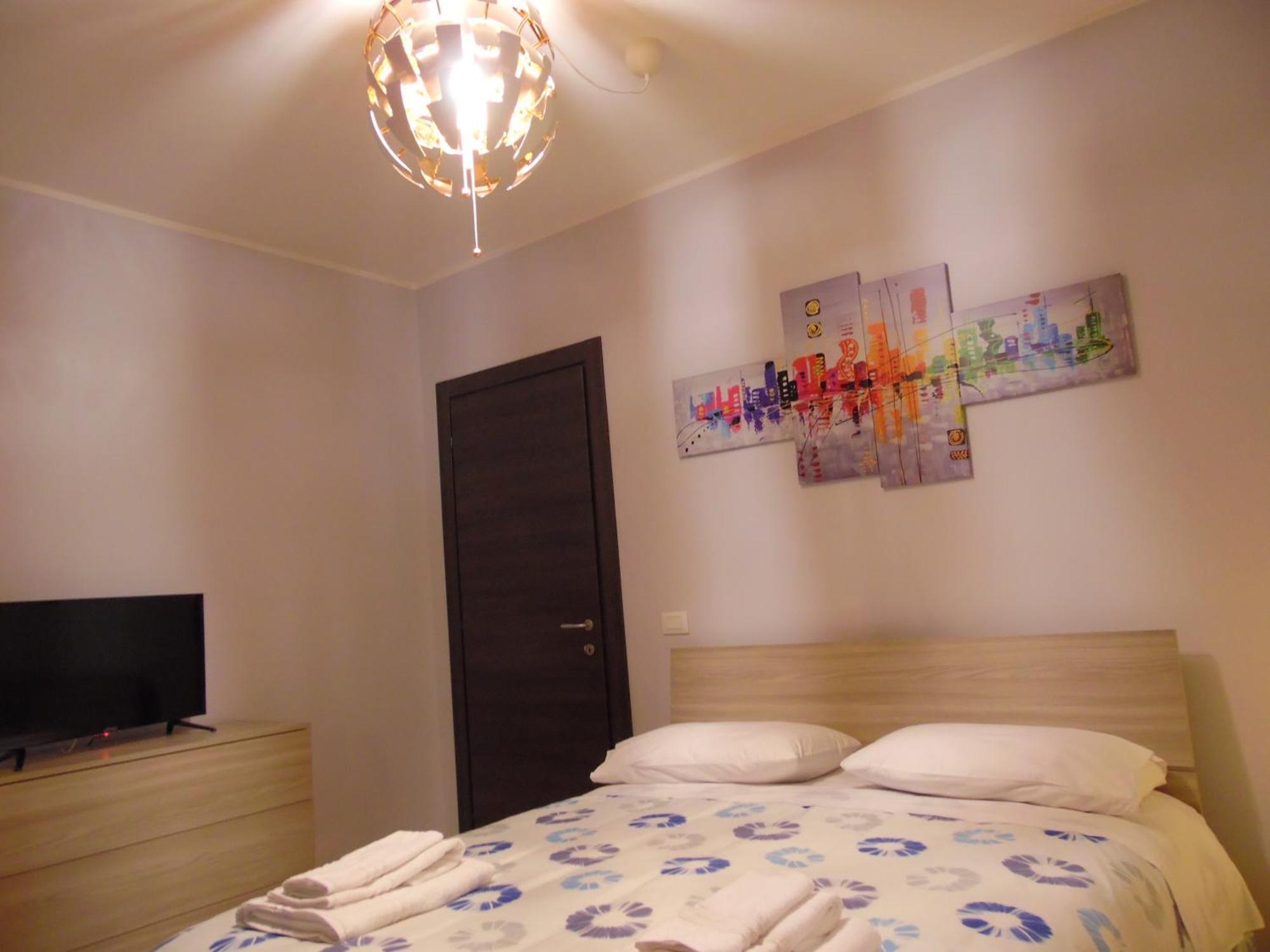 B&B White One San Prisco Экстерьер фото